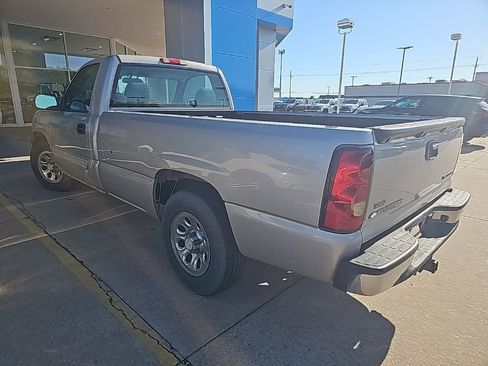 Used 2005 Chevrolet Silverado 1500 LS w/ Light Duty Power Package image 2