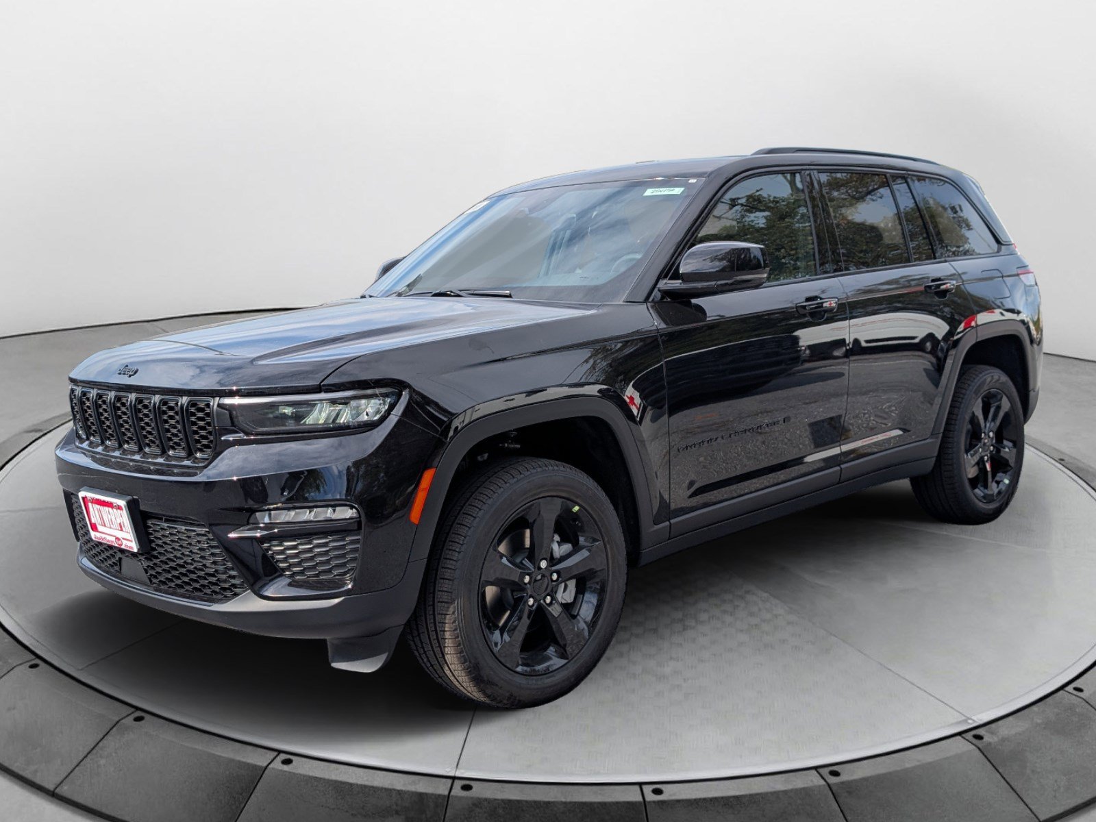 New 2025 Jeep Grand Cherokee Limited w/ Black Appearance Package AWD/4WD image 6