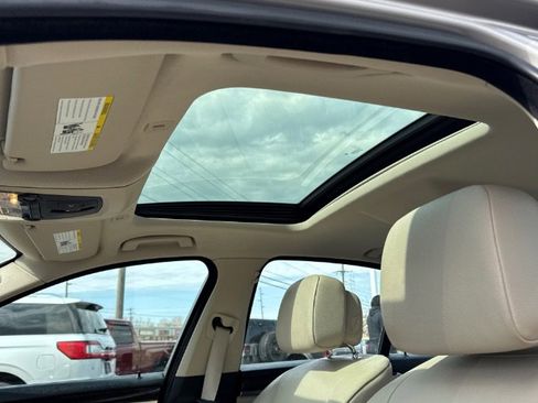 Used 2012 BMW 535i xDrive Sedan image 18