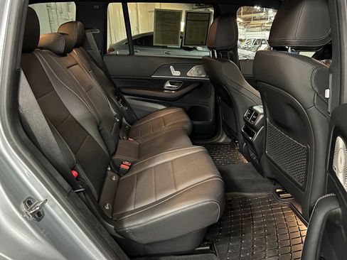 Certified 2025 Mercedes-Benz GLS 450 4MATIC image 13