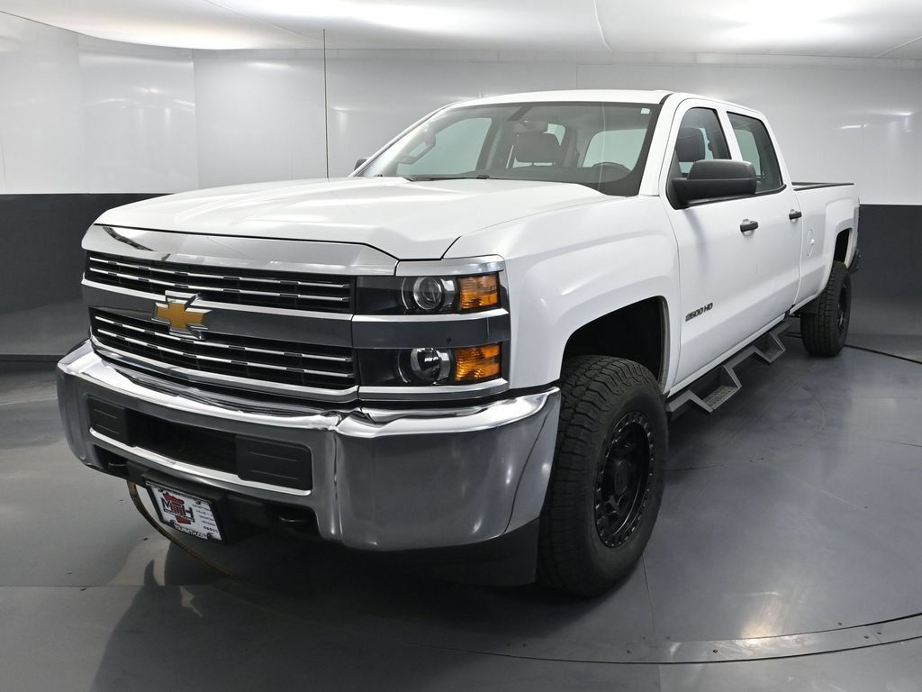Used 2018 Chevrolet Silverado 2500 W/T RWD image 9