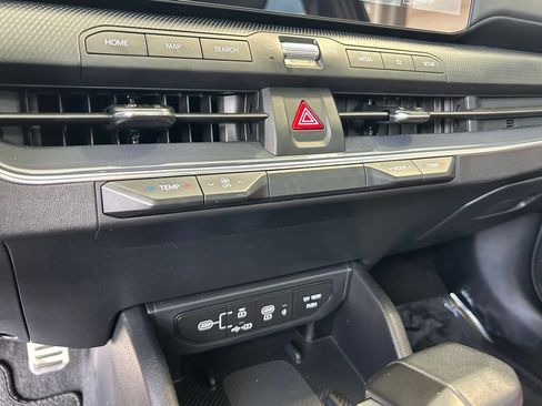 Used 2025 Kia K4 GT-Line Turbo FWD image 36