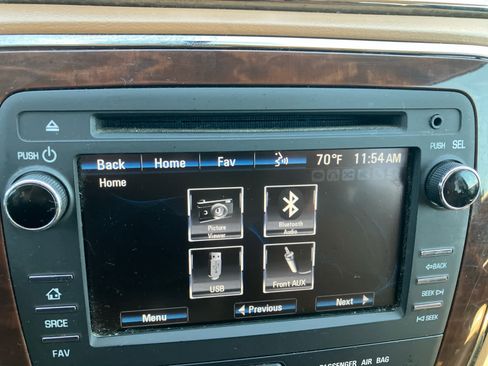 Used 2013 Buick Enclave Leather w/ Trailering Provision Package FWD image 22