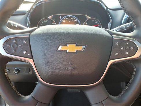 Used 2023 Chevrolet Traverse High Country image 15