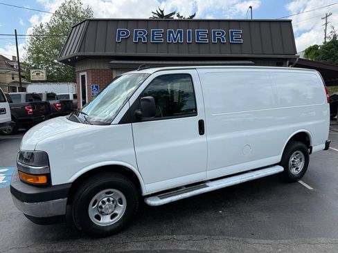 Used 2024 Chevrolet Express 2500 w/ Driver Convenience Package RWD image 2