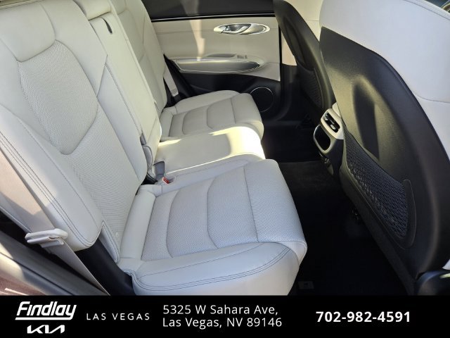 Used 2023 Genesis GV70 2.5T w/ Select Package AWD/4WD image 19