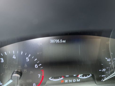 Used 2020 Ford Escape SEL image 9