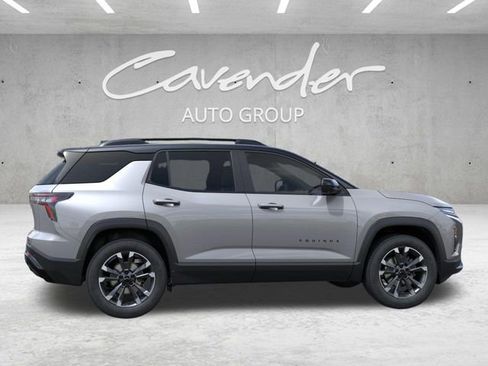 New 2026 Chevrolet Equinox RS w/ Convenience Package III FWD image 5