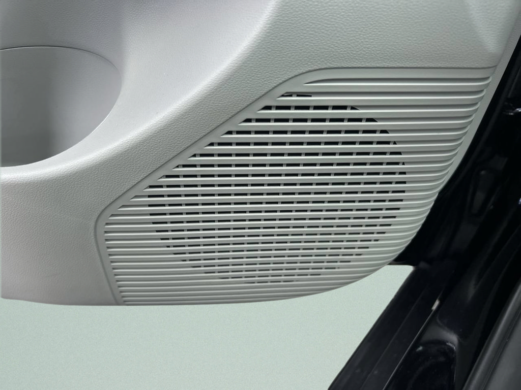 New 2026 Hyundai Kona SE FWD image 19