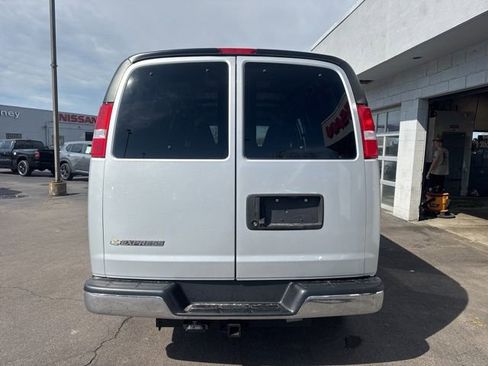 Used 2022 Chevrolet Express 2500 w/ Enhanced Convenience Package image 3