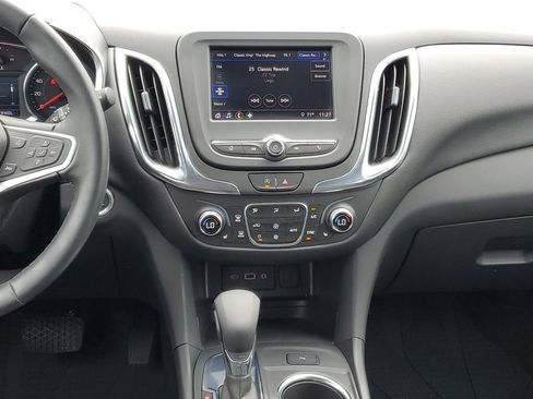 Used 2024 Chevrolet Equinox LT w/ LPO, Floor Liner Package FWD image 25