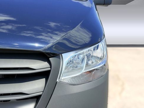 New 2025 Mercedes-Benz Sprinter 2500 image 10