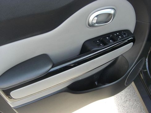 Used 2016 Kia Soul + w/ Primo Package image 22