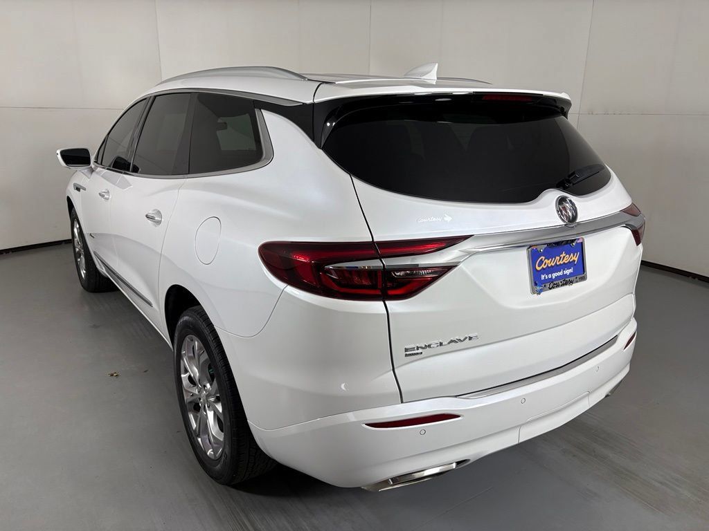 Used 2020 Buick Enclave Avenir w/ Avenir Technology Package AWD/4WD image 6