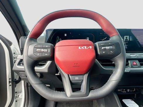 New 2026 Kia K4 GT-Line image 11