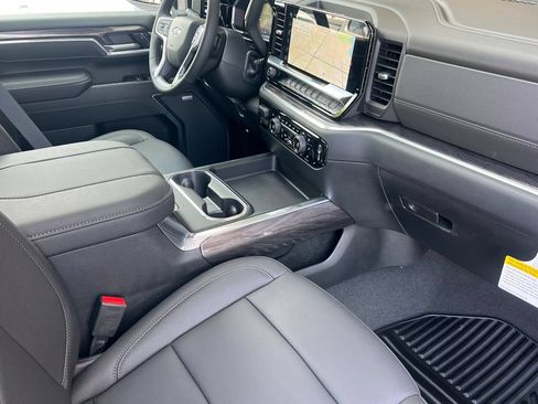New 2026 Chevrolet Silverado 2500 LTZ w/ Trail Boss Package AWD/4WD image 12