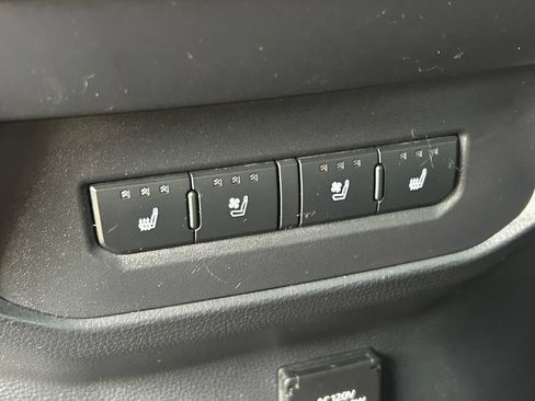 Used 2023 Toyota Tundra Capstone AWD/4WD image 23