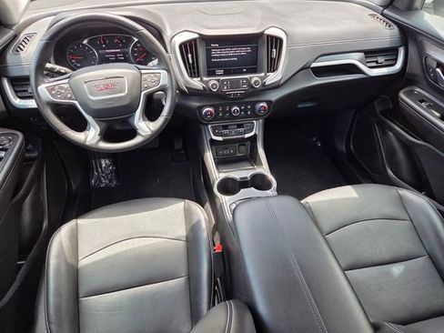 Used 2022 GMC Terrain SLT AWD/4WD image 8