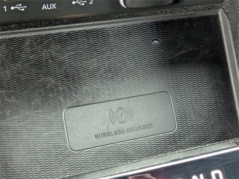 Used 2021 Jeep Grand Cherokee L Laredo image 23