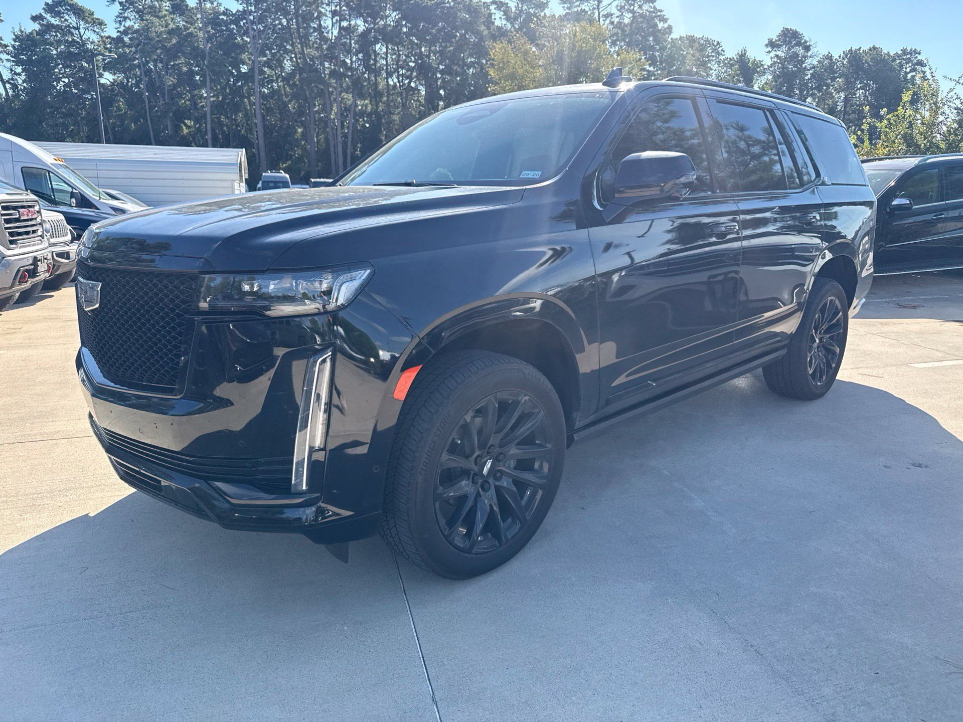 Used 2024 Cadillac Escalade Sport w/ LPO, ONYX Package AWD/4WD image 8