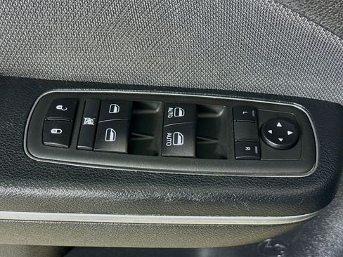 Used 2016 Dodge Charger SE w/ Popular Equipment Group image 23