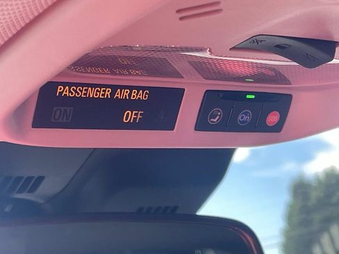 New 2026 Chevrolet Trax LT w/ Sunroof Package image 30