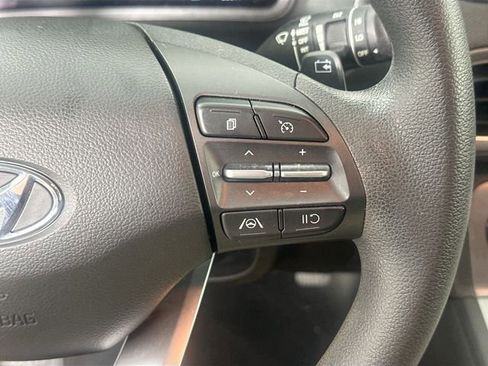 Used 2023 Hyundai Kona SE image 22