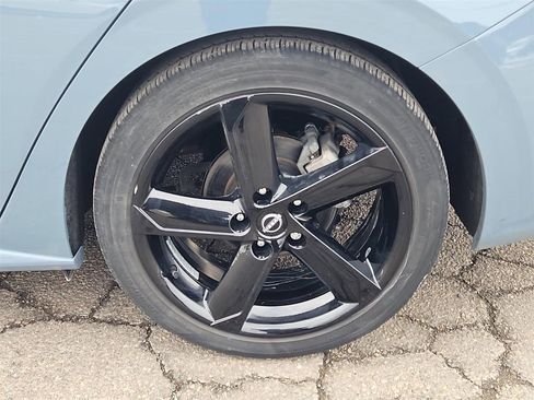 Used 2024 Nissan Sentra SR FWD image 21
