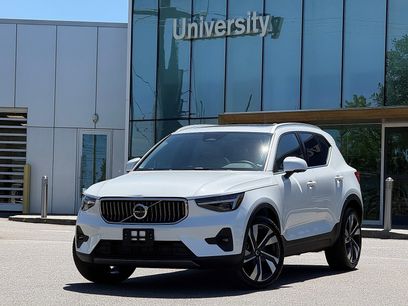 Certified 2025 Volvo XC40 B5 Plus