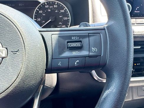 Used 2023 Nissan Rogue S FWD image 22