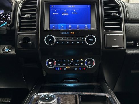 Used 2021 Ford Expedition Limited image 23