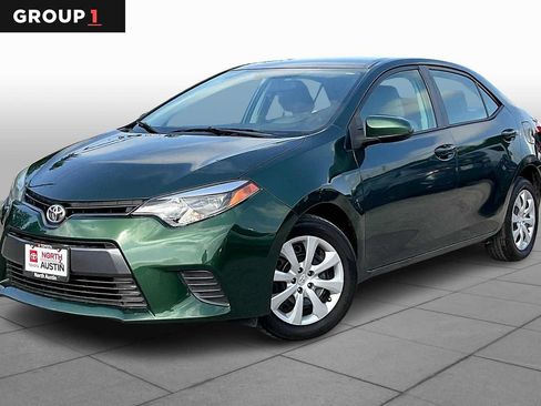 Used 2015 Toyota Corolla LE FWD image 1