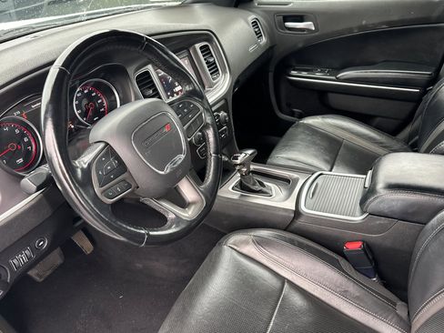 Certified 2022 Dodge Charger SXT w/ Leather Interior Group image 10