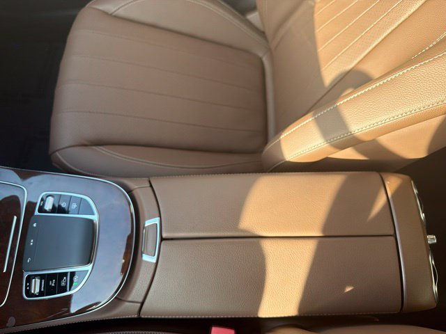 Used 2023 Mercedes-Benz E 450 4MATIC Sedan image 32