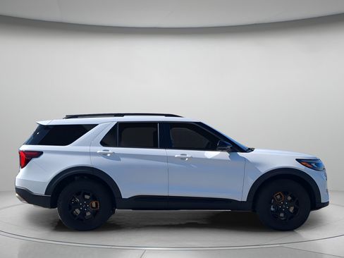 New 2026 Ford Explorer Tremor image 42