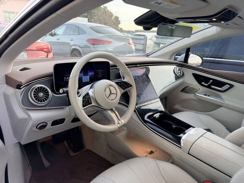 Used 2023 Mercedes-Benz EQE 350+ Sedan image 2