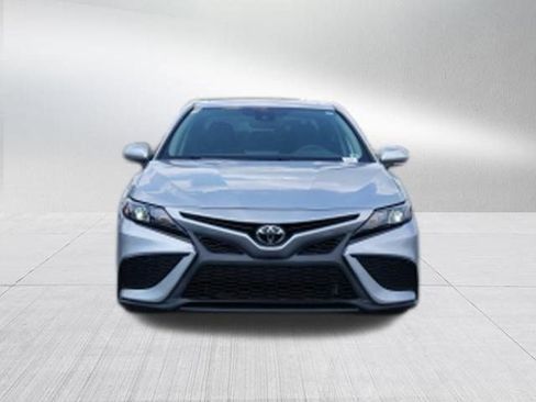 Used 2024 Toyota Camry SE w/ Convenience Package FWD image 10