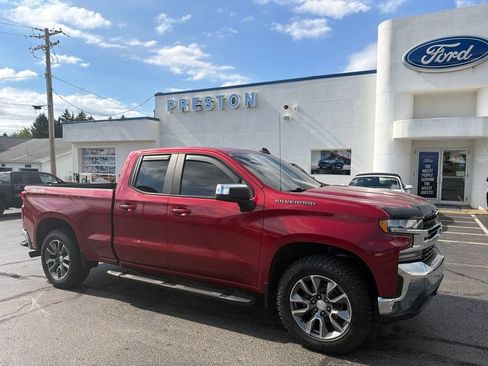 Used 2019 Chevrolet Silverado 1500 LT w/ All-Star Edition AWD/4WD image 2