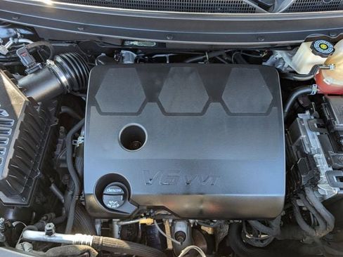 Used 2019 Buick Enclave Essence image 29