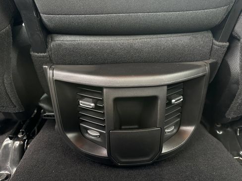 Used 2025 RAM 2500 Big Horn AWD/4WD image 36