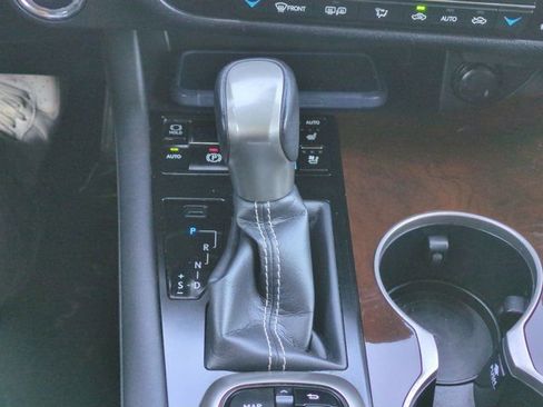 Used 2018 Lexus RX 450h AWD w/ Premium Package image 24