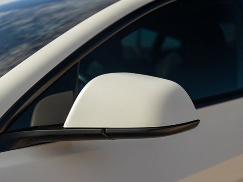 Used 2022 Tesla Model 3 image 16