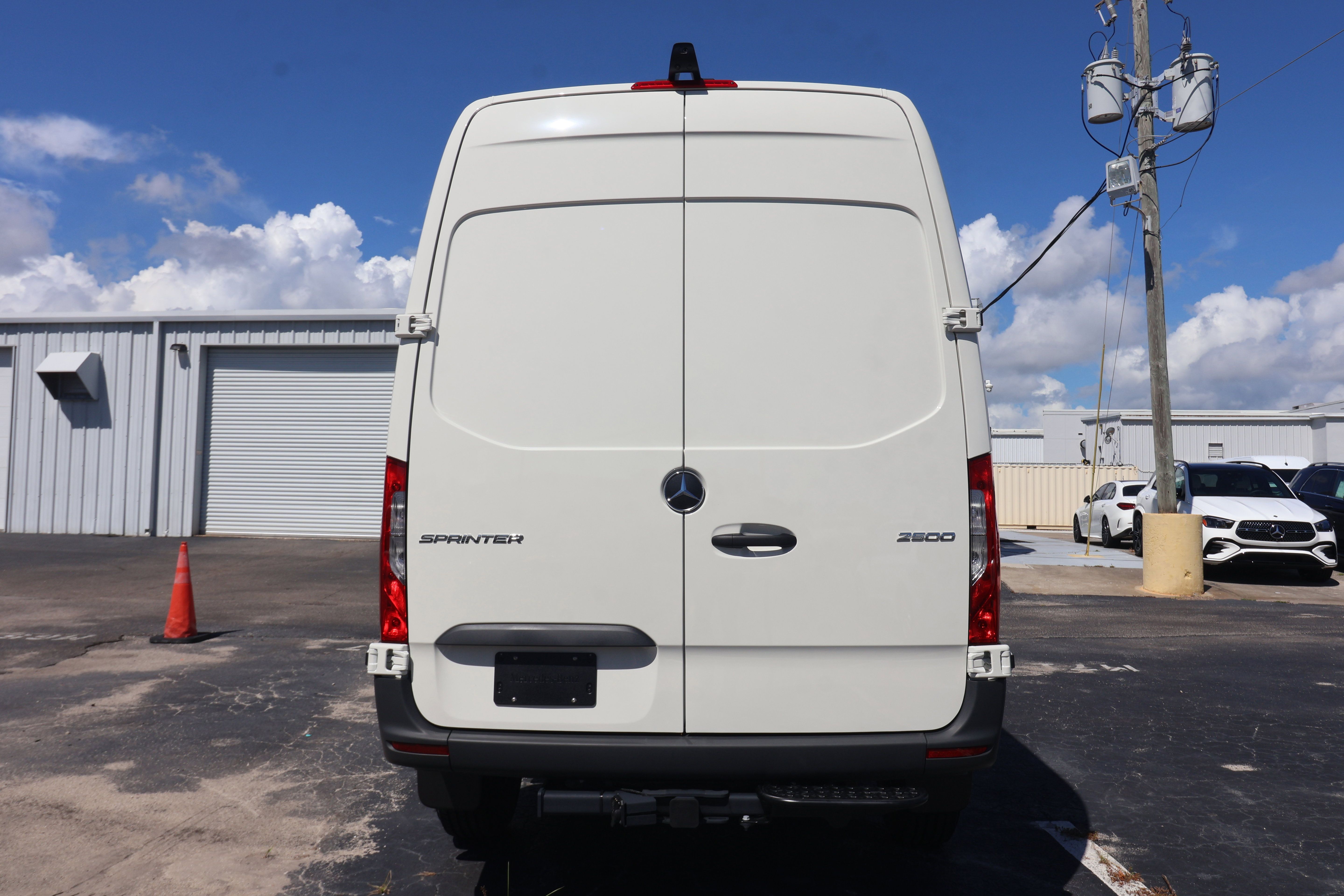 New 2025 Mercedes-Benz Sprinter 2500 image 5
