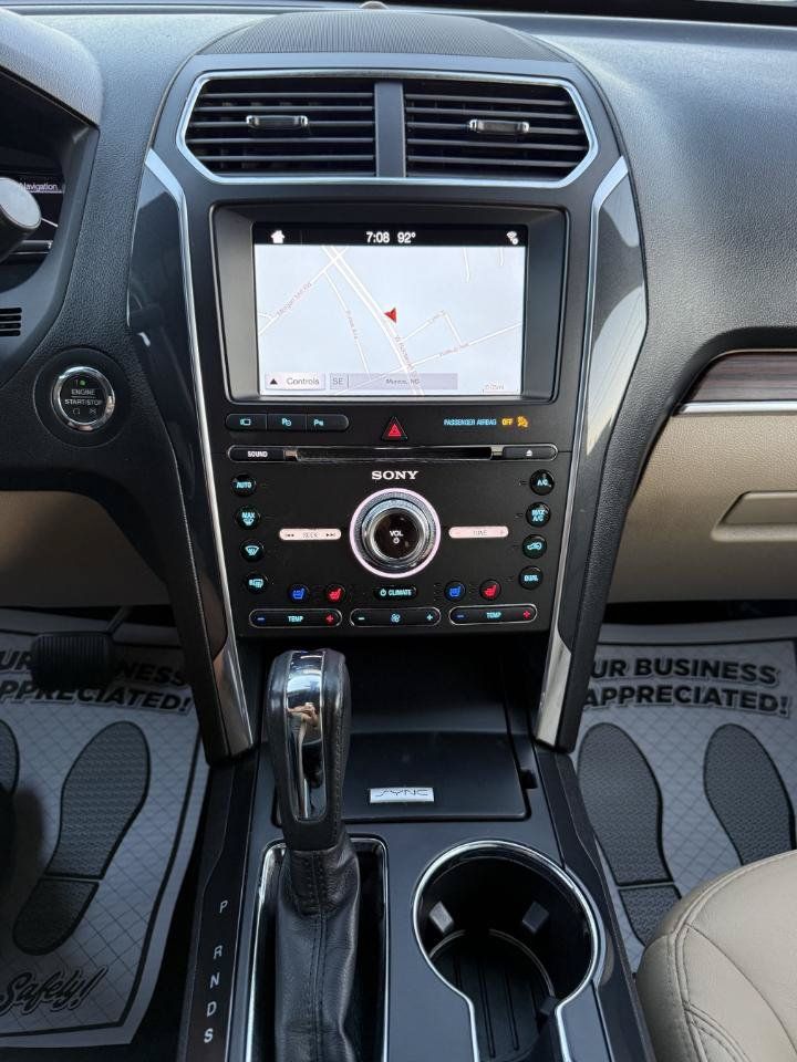 Used 2017 Ford Explorer Limited w/ Equipment Group 301A FWD image 17