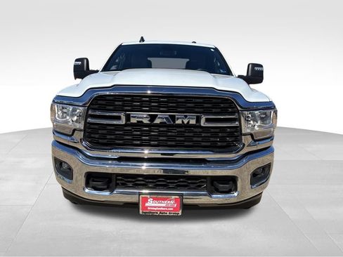 Used 2024 RAM 2500 Big Horn image 9
