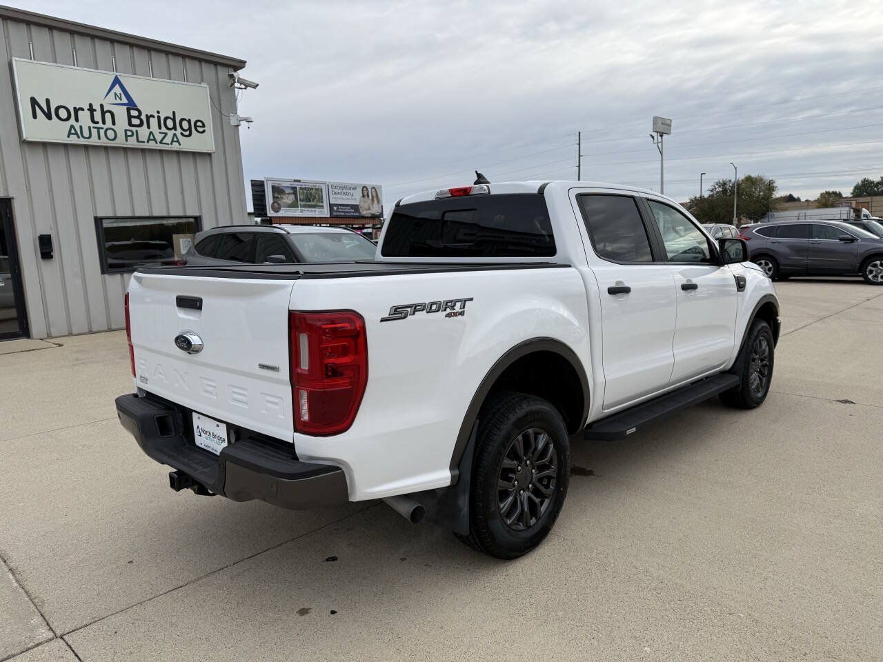 Used 2019 Ford Ranger XLT w/ Equipment Group 302A Luxury AWD/4WD image 4