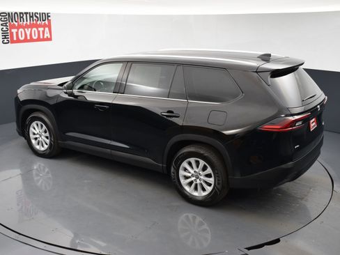 Used 2025 Toyota Grand Highlander XLE image 22