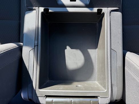 Certified 2025 Chevrolet Silverado 1500 LT image 23