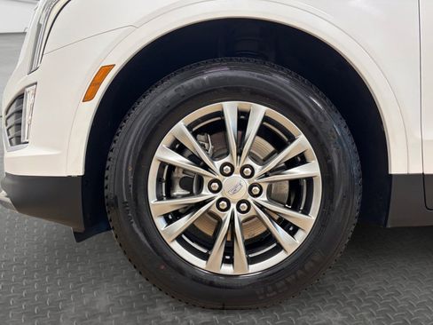 Used 2023 Cadillac XT5 Premium Luxury FWD image 41