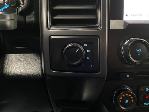 Used 2018 Ford F150 XLT w/ Equipment Group 302A Luxury AWD/4WD image 26